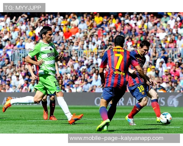 巴塞罗那与比利亚雷亚尔争夺西甲榜首之战精彩纷呈