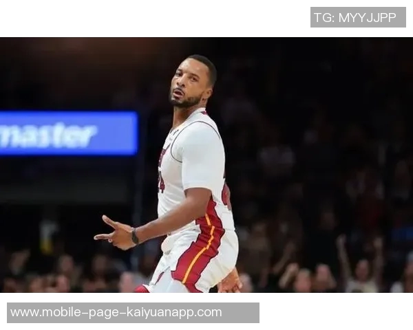 鲍威尔半场表现抢眼10中5斩获15分助攻防守全面展现实力 鲍威尔半场表现抢眼10中5斩获15分助攻防守全面展现实力