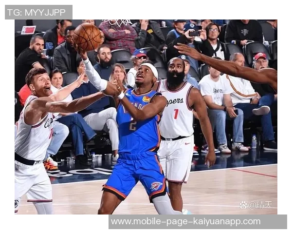 哈登与小卡同场256分钟快船展现强大实力净胜对手103分 哈登与小卡同场256分钟快船展现强大实力净胜对手103分