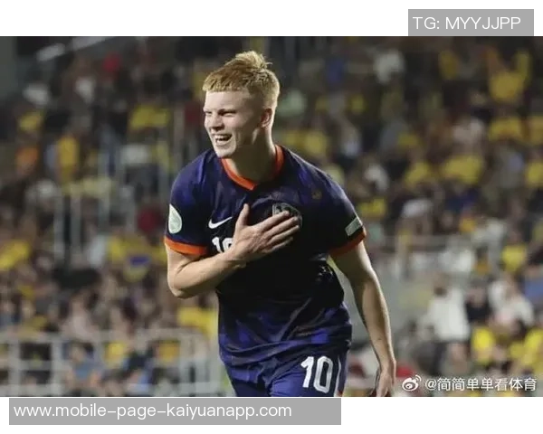 斯米特宣布将在阿尔克马尔效力半年至一年半后转会海外 斯米特宣布将在阿尔克马尔效力半年至一年半后转会海外